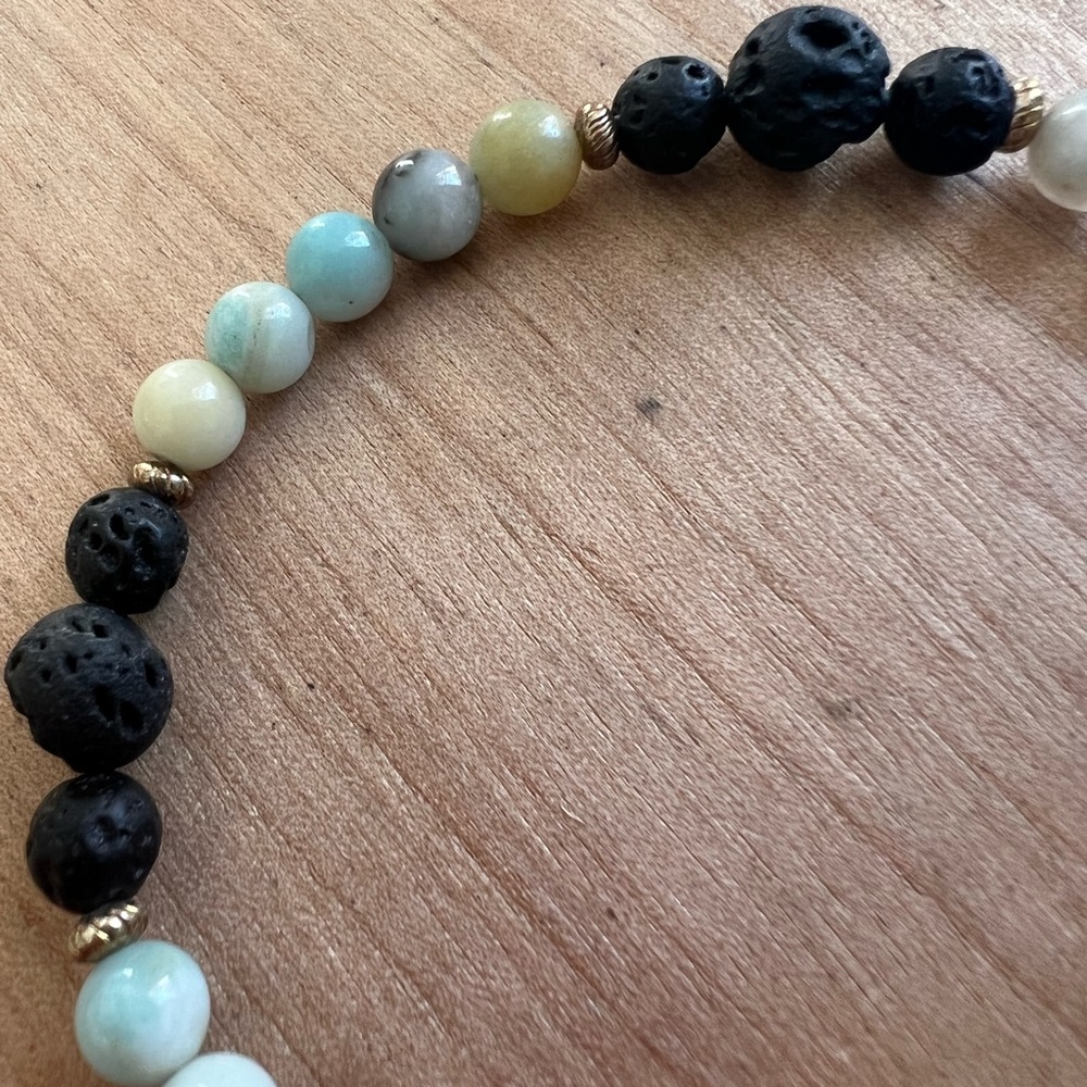 Multi gemstone beaded bracelet diffuser - Picture 4 of 7